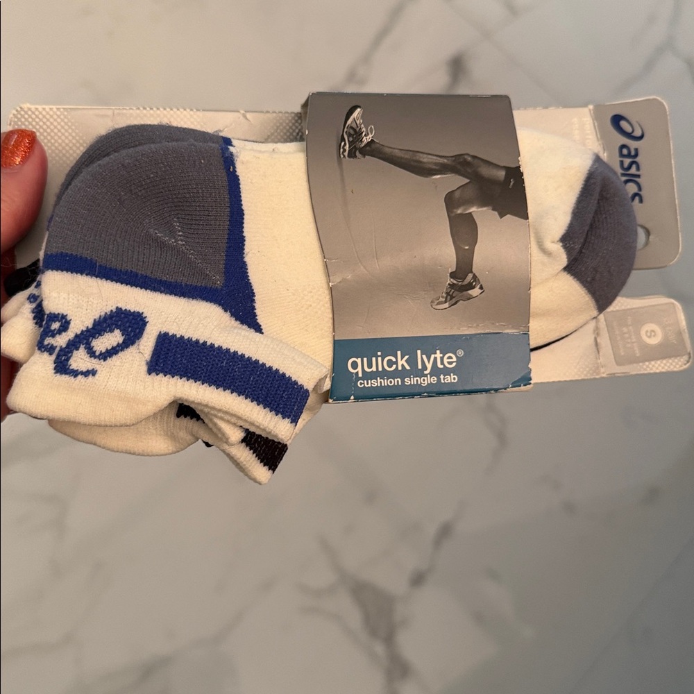 ASICS Quick Lyte Athletic Socks- 3 pair- size small